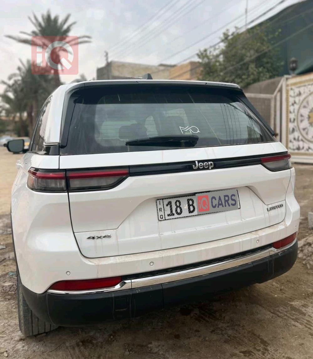 جيب جراند شيروكي